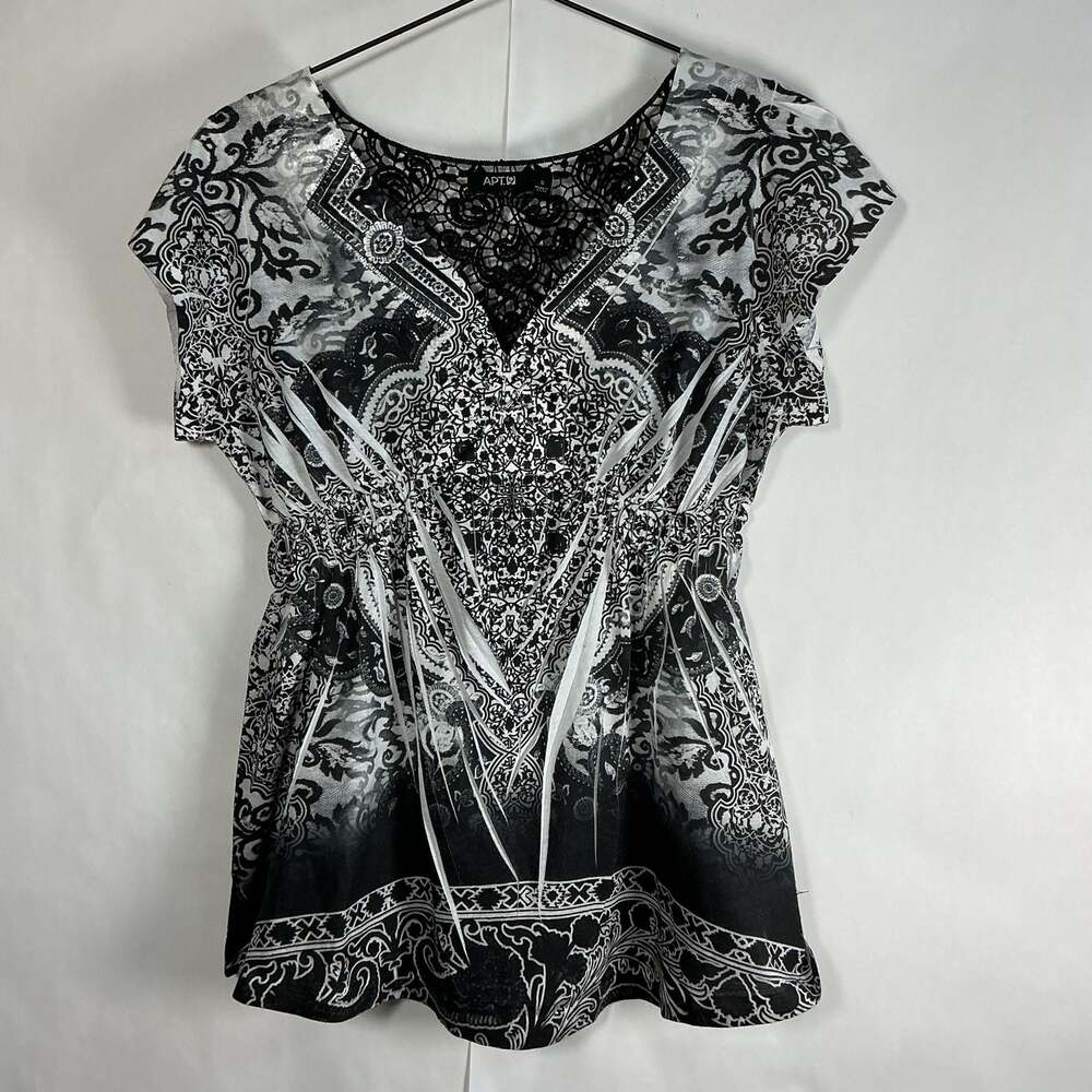 Apt. 9 Black and White Paisley Print Short Sleeve Top with Black Lace Back